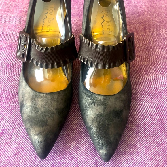 NIB Nina pewter w/ plaza brown strap 9.5M - Picture 2 of 6